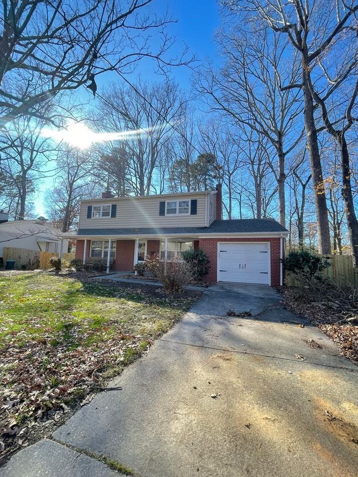 235 Thomas Nelson Ln - Photo 3 of 20