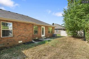 2301 W Bridlewood Trl - Photo 1 of 1