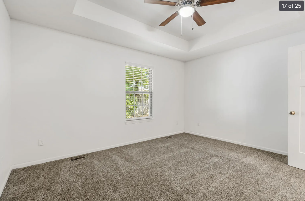 2301 W Bridlewood Trl - Photo 7 of 22