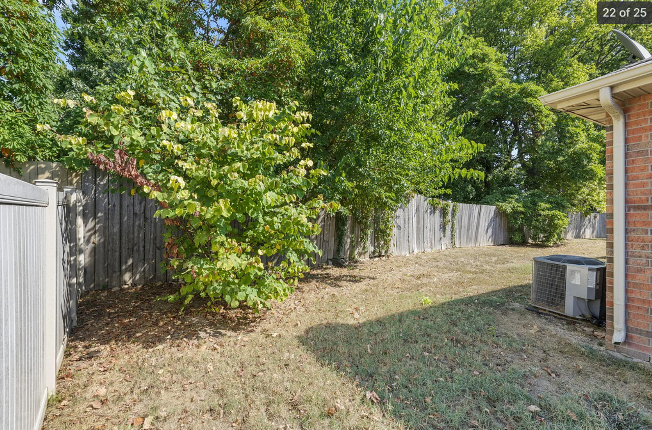 2303 W Bridlewood Trl - Photo 4 of 22