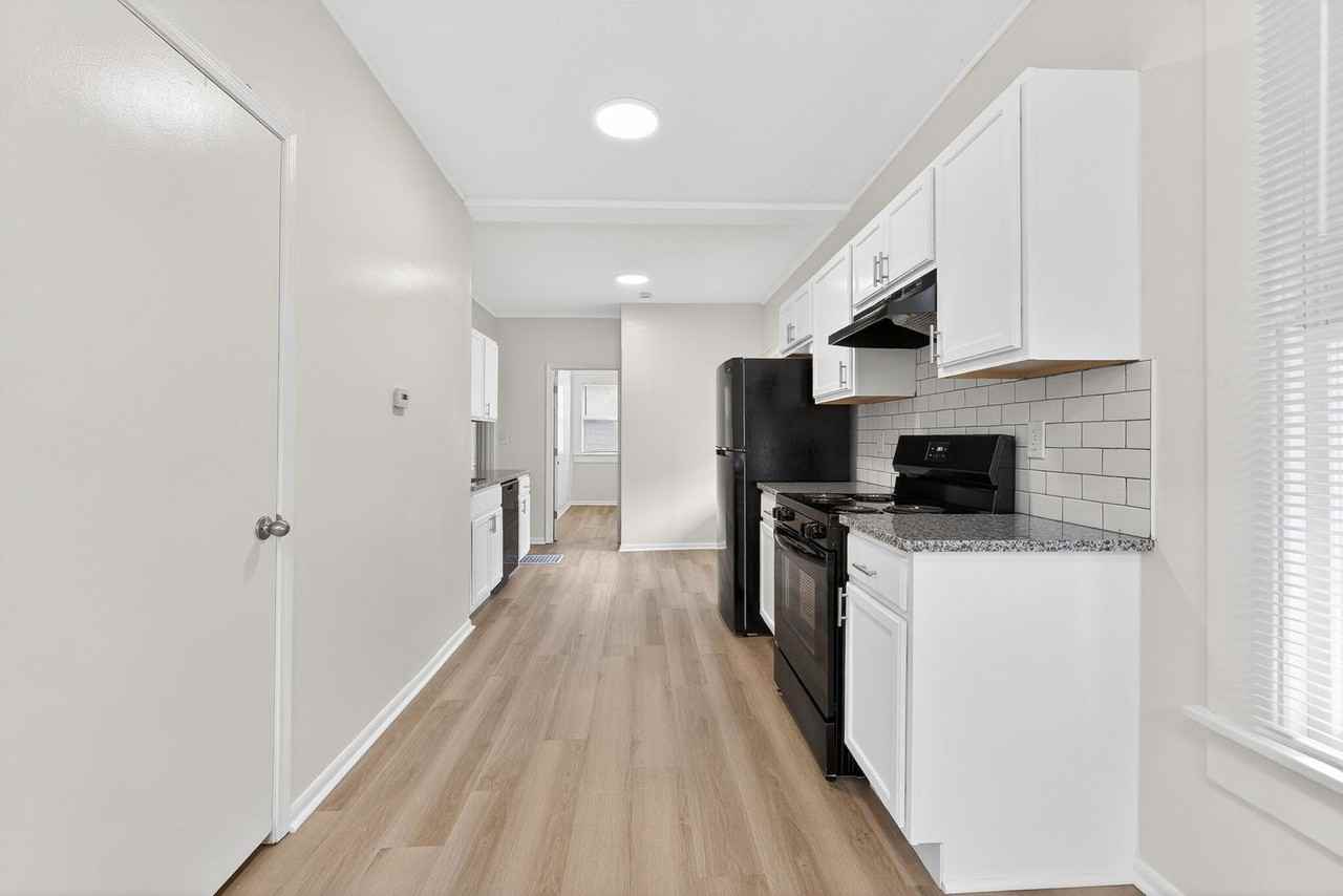 7378 E Main St - Photo 6 of 20