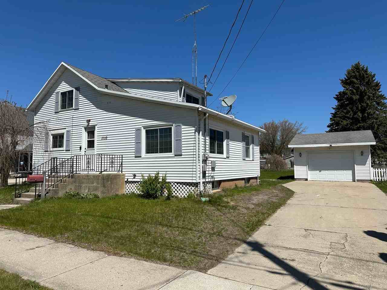 1110 16th St - Photo 3 of 17