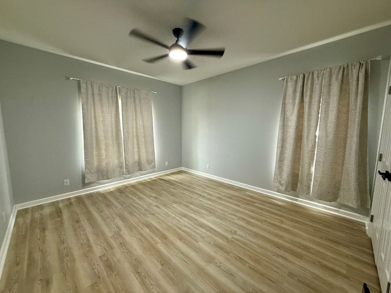 219 Overcup Dr - Photo 4 of 11