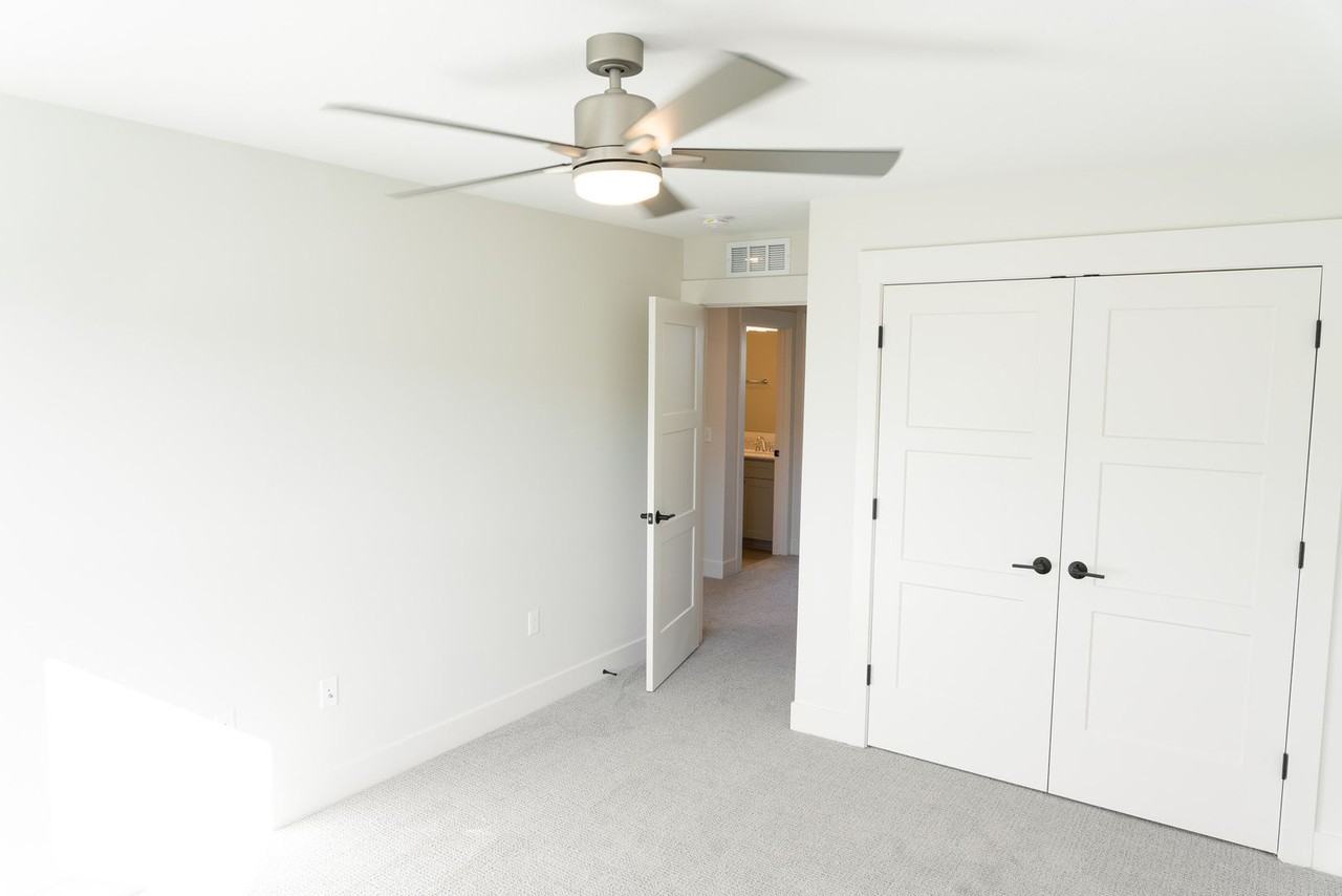 Chautauqua Park Townhomes - Photo 6 of 8
