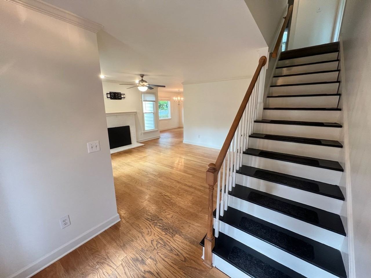 118 Wintermist Dr - Photo 4 of 25