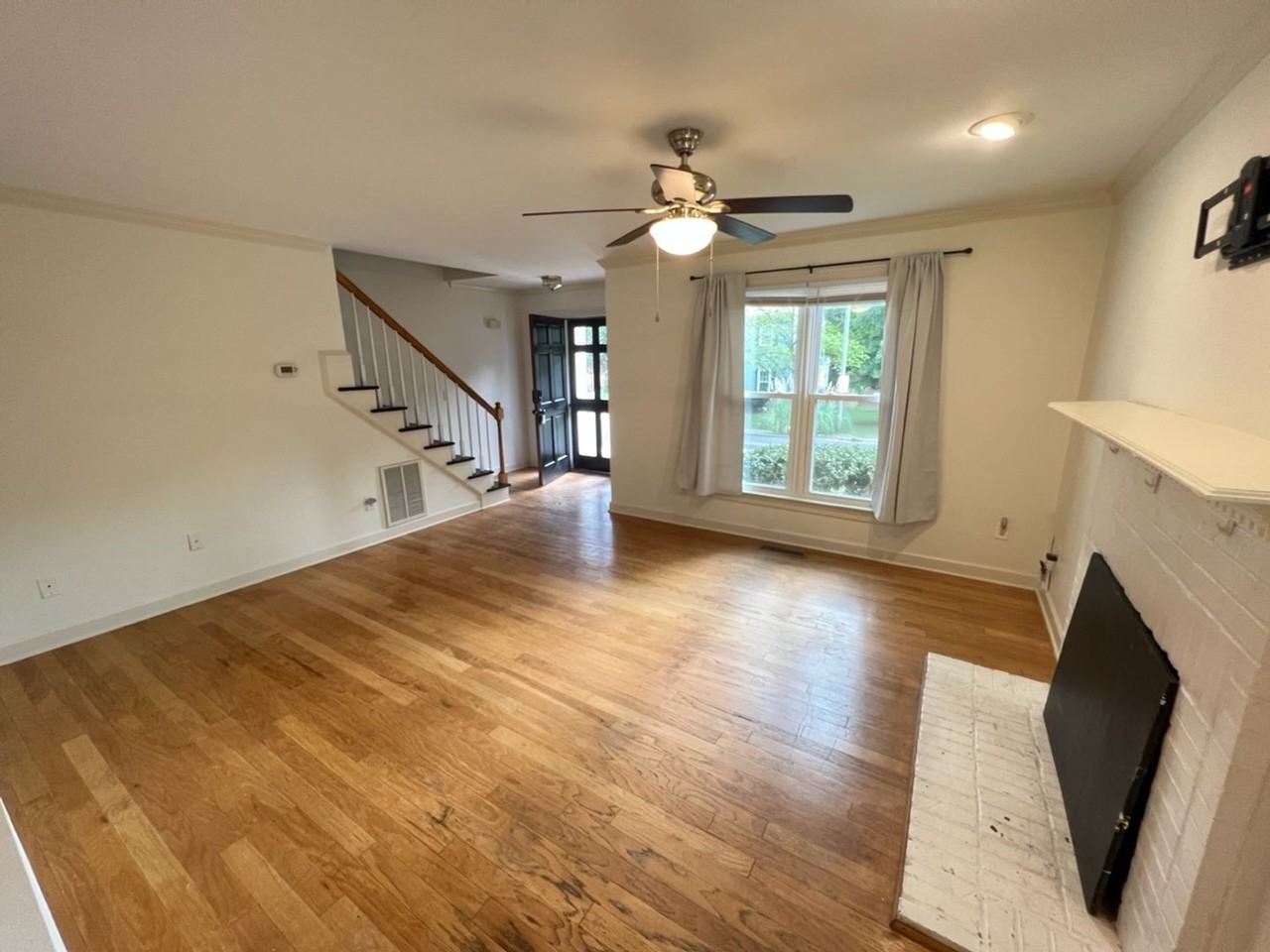 118 Wintermist Dr - Photo 6 of 25