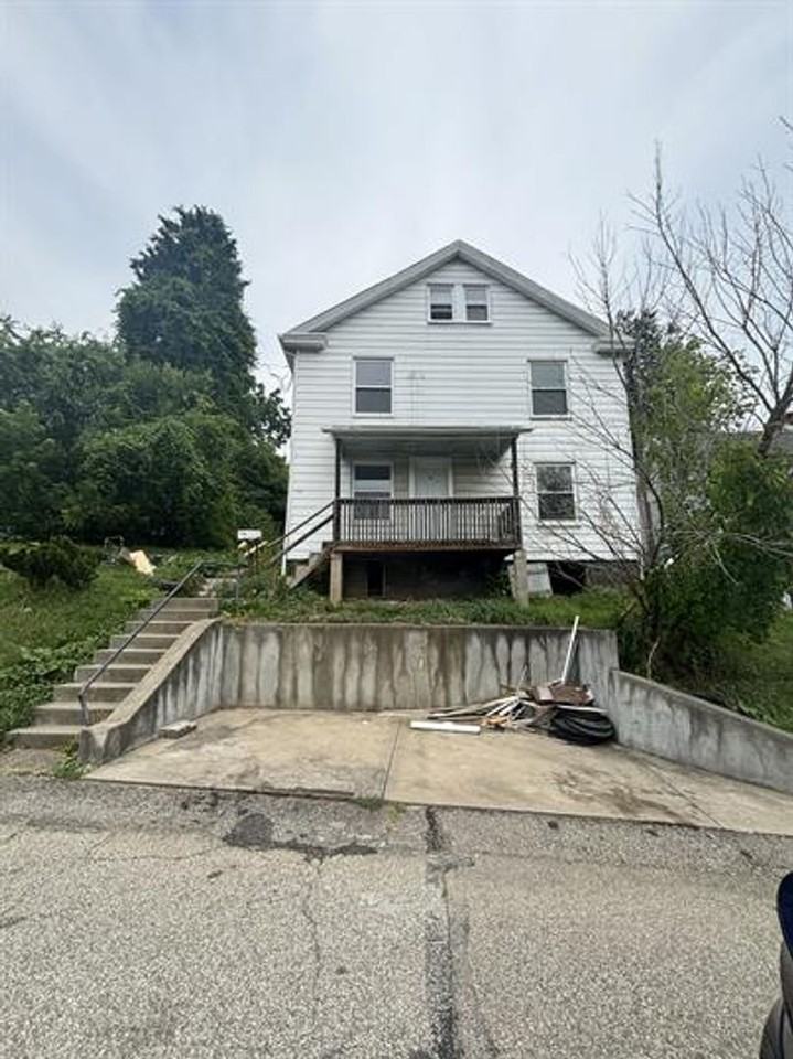 1112 Edith Ave