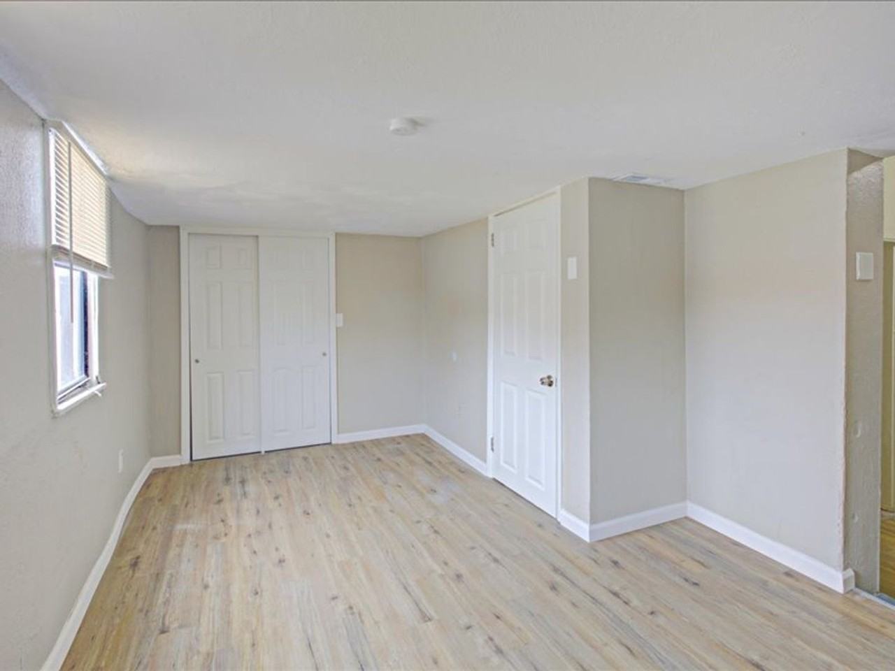 6730 Vermont Ave - Photo 4 of 27