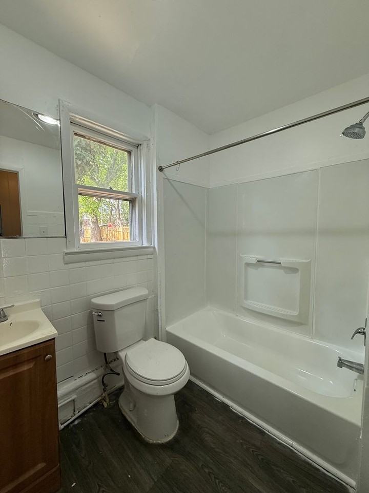 46 Elm St - Photo 7 of 21