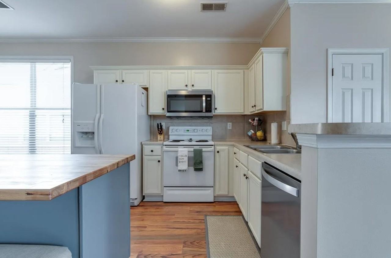 1189 Misty Isle Dr - Photo 6 of 23