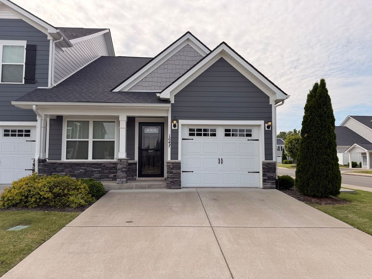 1647 Calypso Dr