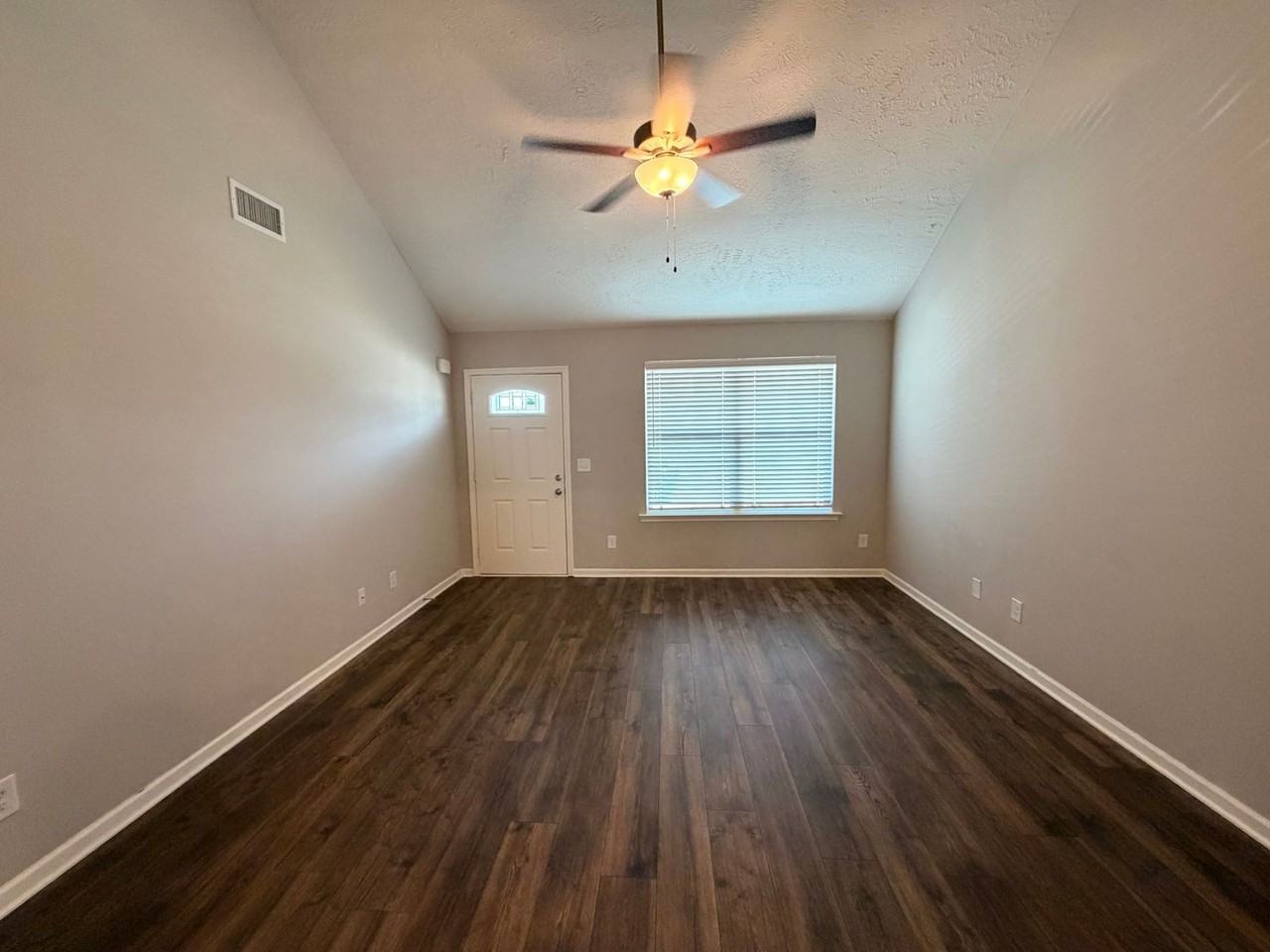 1647 Calypso Dr - Photo 2 of 27