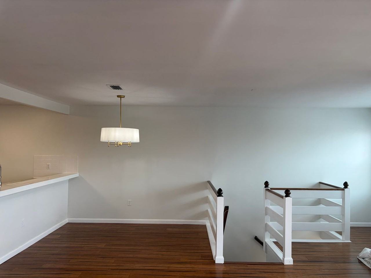 421 Wendover Dr - Photo 5 of 30