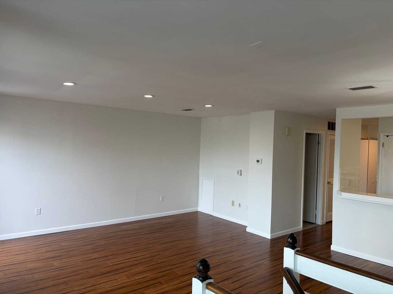 421 Wendover Dr - Photo 6 of 30