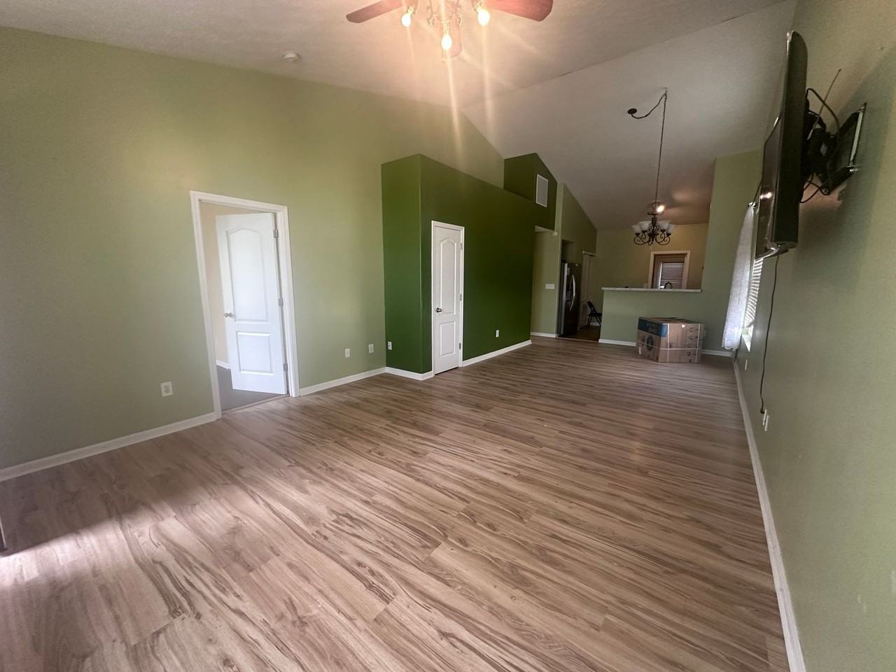 5706 Bannon Crossings Dr - Photo 4 of 22