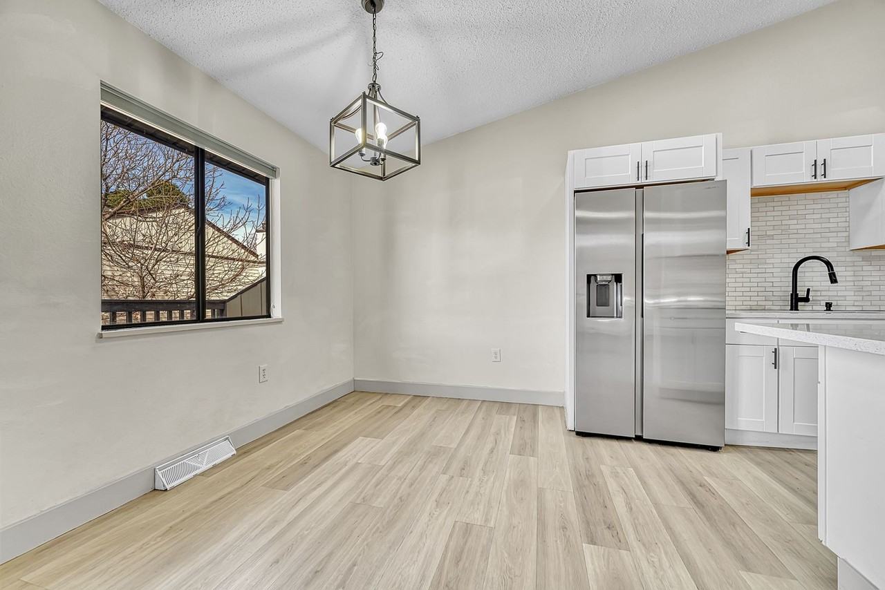 12028 E Harvard Ave - Photo 6 of 29