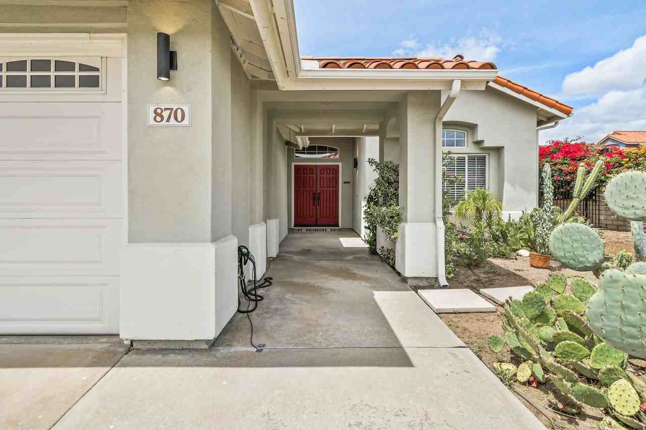 870 Bracero Pl - Photo 4 of 35