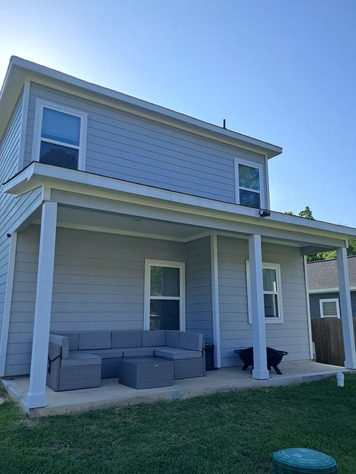 15834 Beechnut Dr - Photo 4 of 35