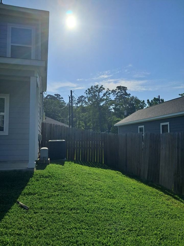 15834 Beechnut Dr - Photo 6 of 35