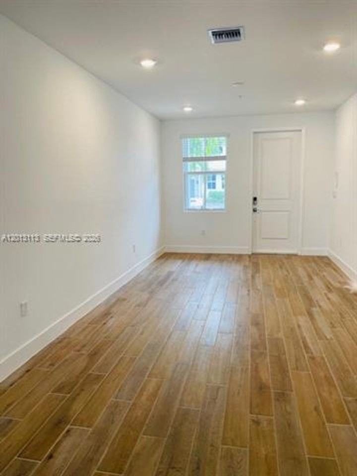 172 172 SW 171st Ln th  172 - Photo 5 of 15