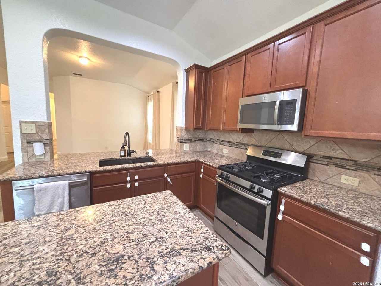 5819 Akin Pl - Photo 7 of 16