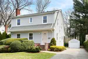 featured image of 24 Palmer Ave