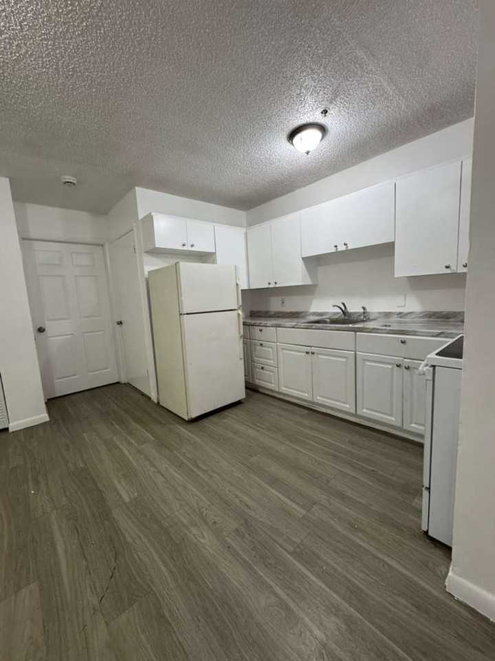 7126 Nw 14th Pl #7126-3 - Photo 4 of 13