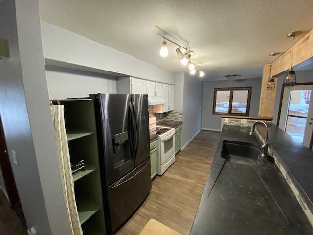 17450 Beaujolais Cir #1 - Photo 5 of 23