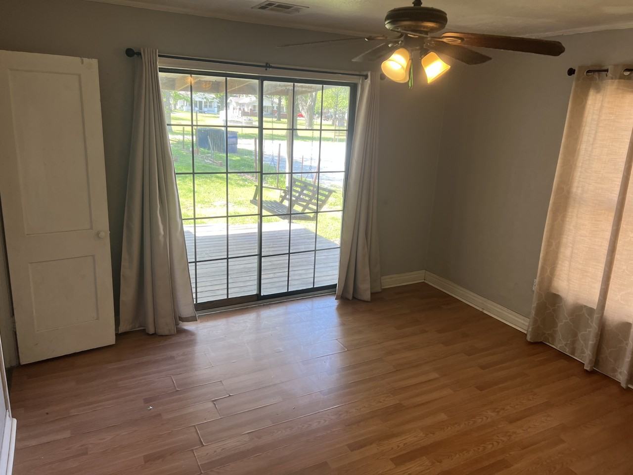 809 E Main St #1 - Photo 5 of 8