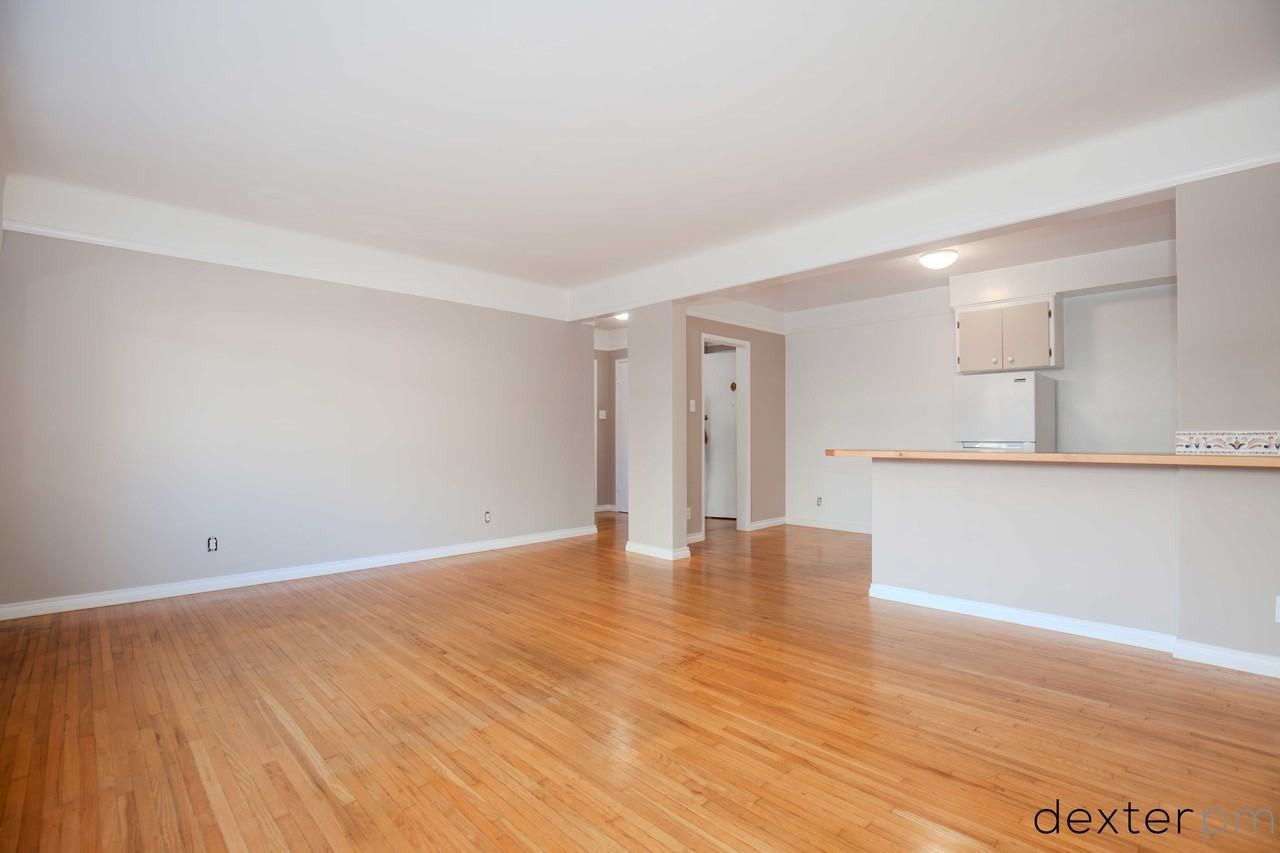 1255 Broughton Street #404 - Photo 3 of 9
