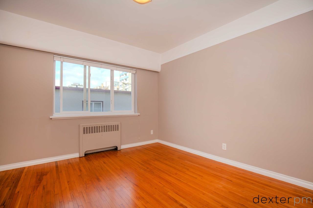 1255 Broughton Street #404 - Photo 5 of 9