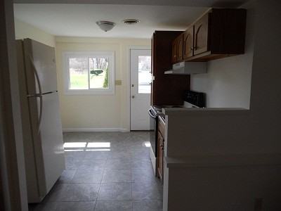 Genesee St #5 - Photo 3 of 13