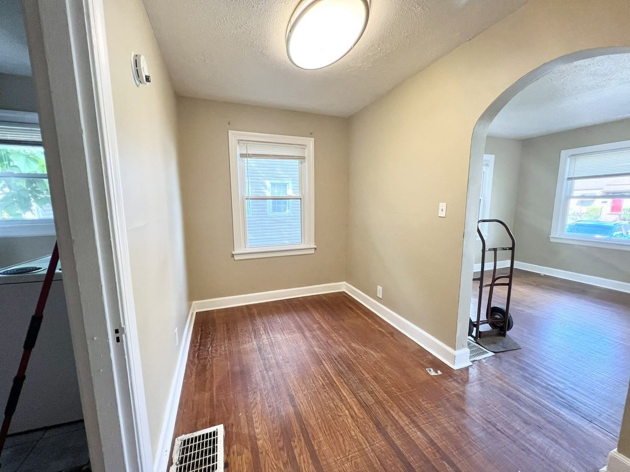 1816 Gregg Ave #1 - Photo 3 of 9