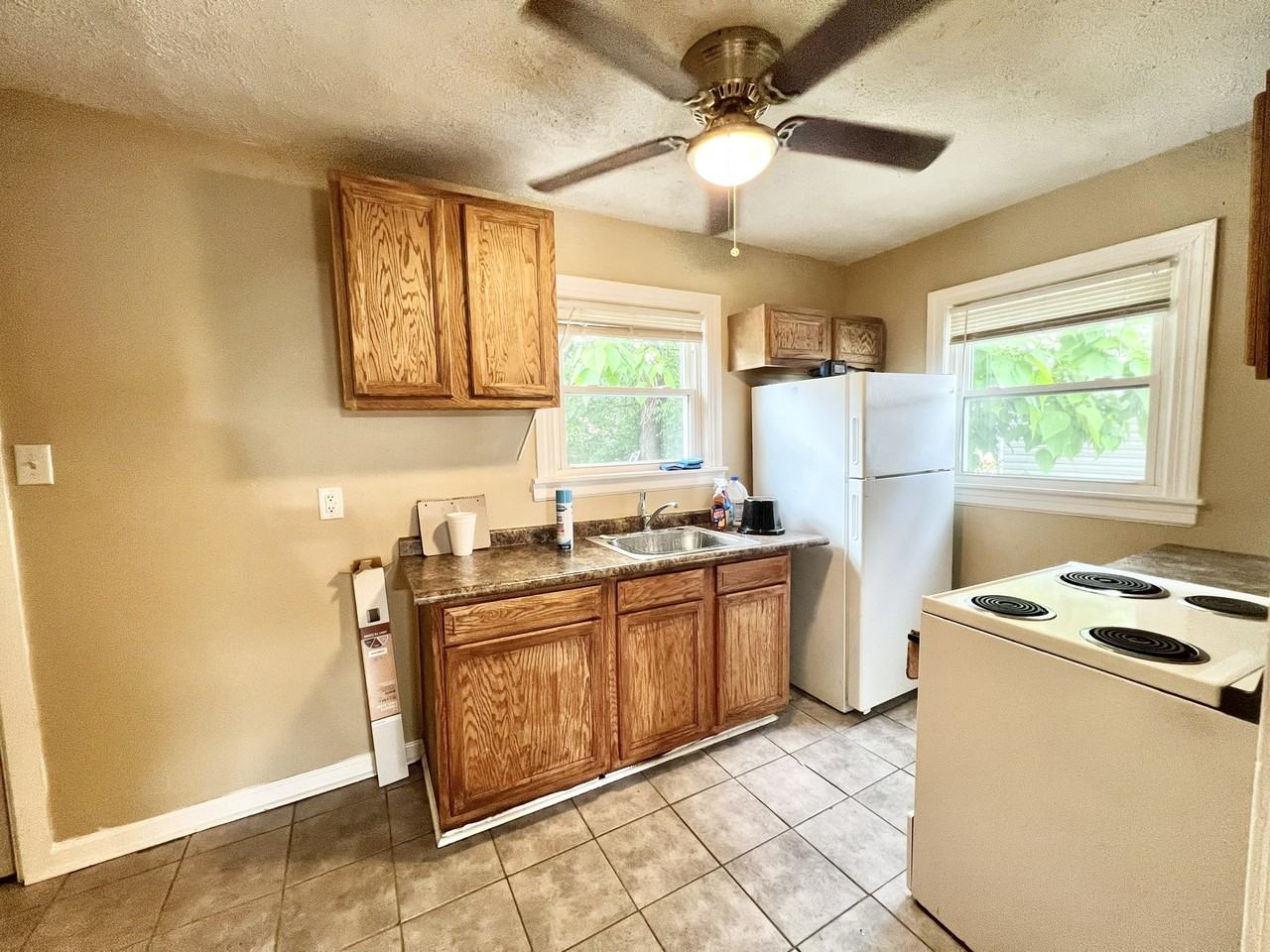 1816 Gregg Ave #1 - Photo 4 of 9
