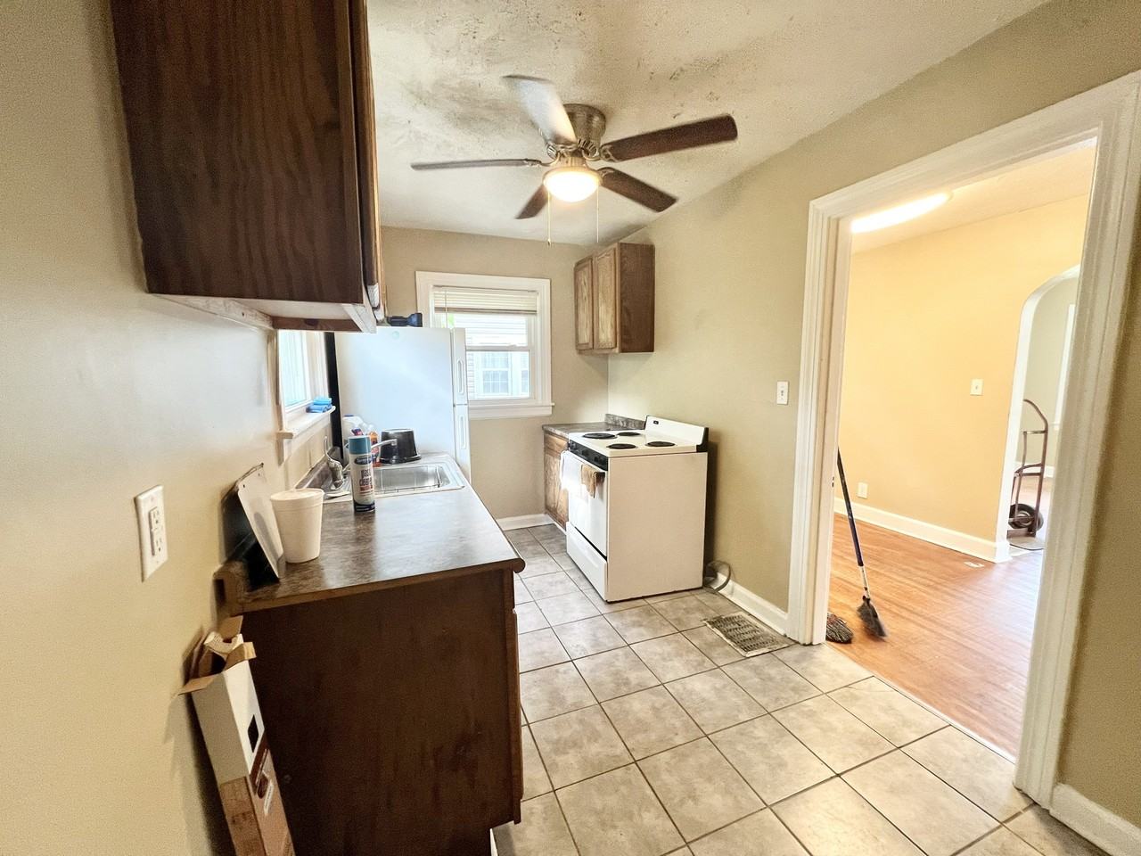 1816 Gregg Ave #1 - Photo 5 of 9
