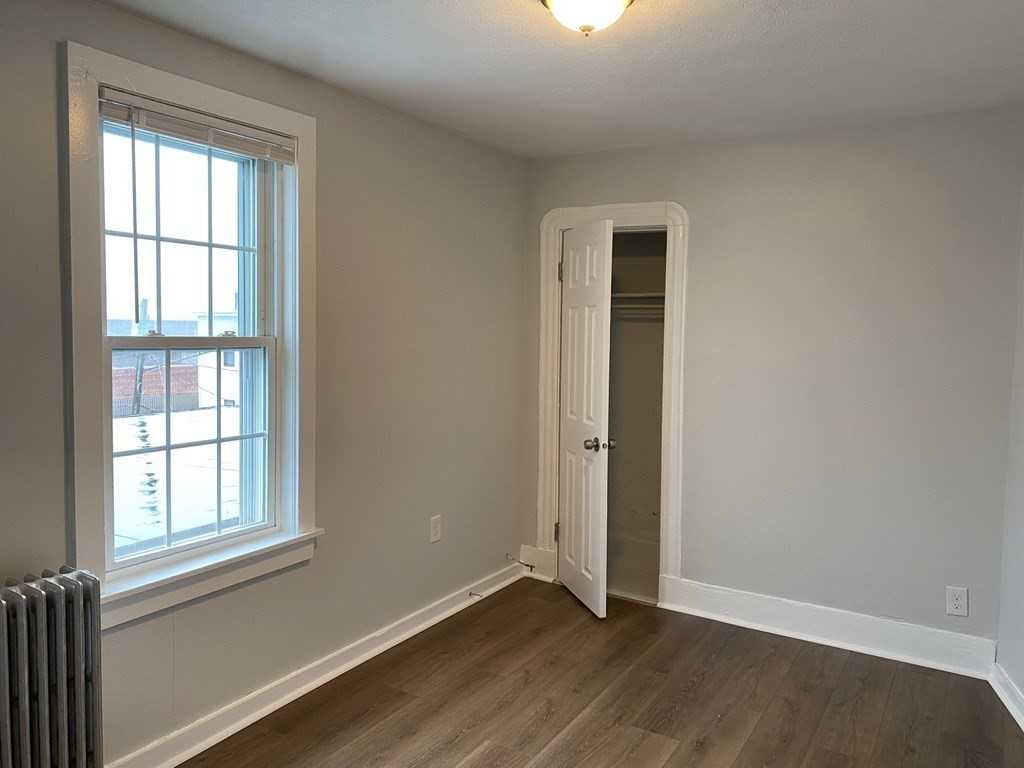 200 Congress Ave #3 - Photo 5 of 14