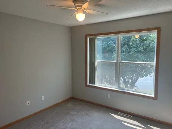 11498 Arnold Palmer Dr - Photo 5 of 30