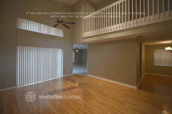 2432 Sw 161st Ave - Photo 3 of 10
