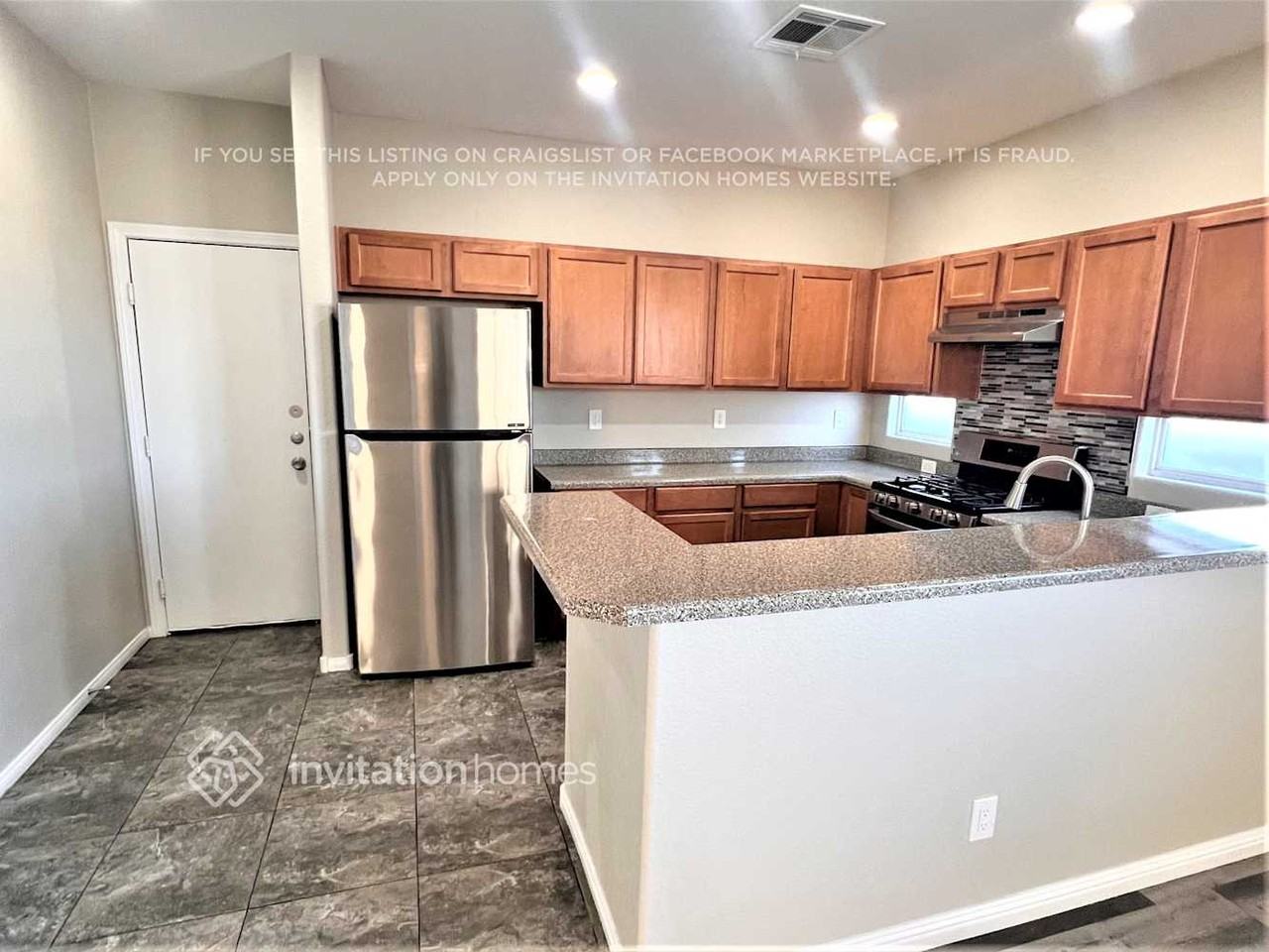 708 Emerald Idol Pl - Photo 4 of 21