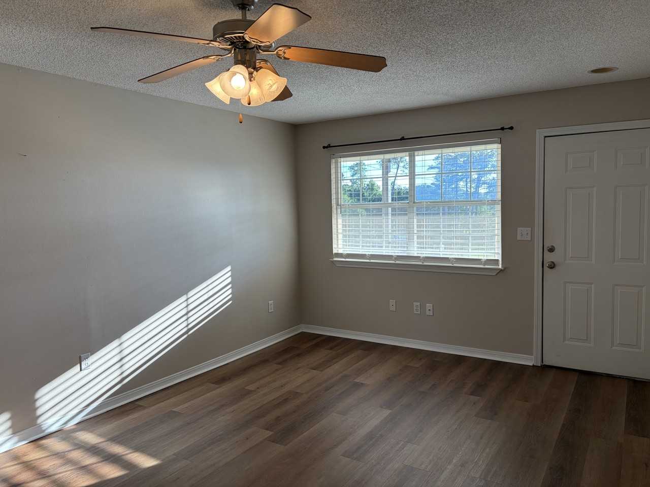 3230 Cumberland Road - 213Unit 213 #213 - Photo 2 of 22