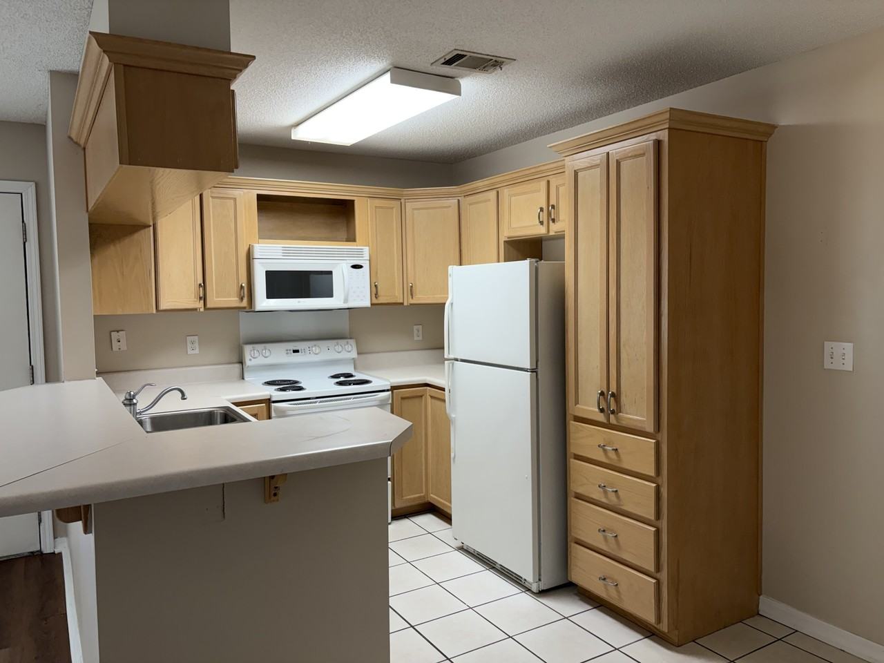 3230 Cumberland Road - 213Unit 213 #213 - Photo 4 of 22