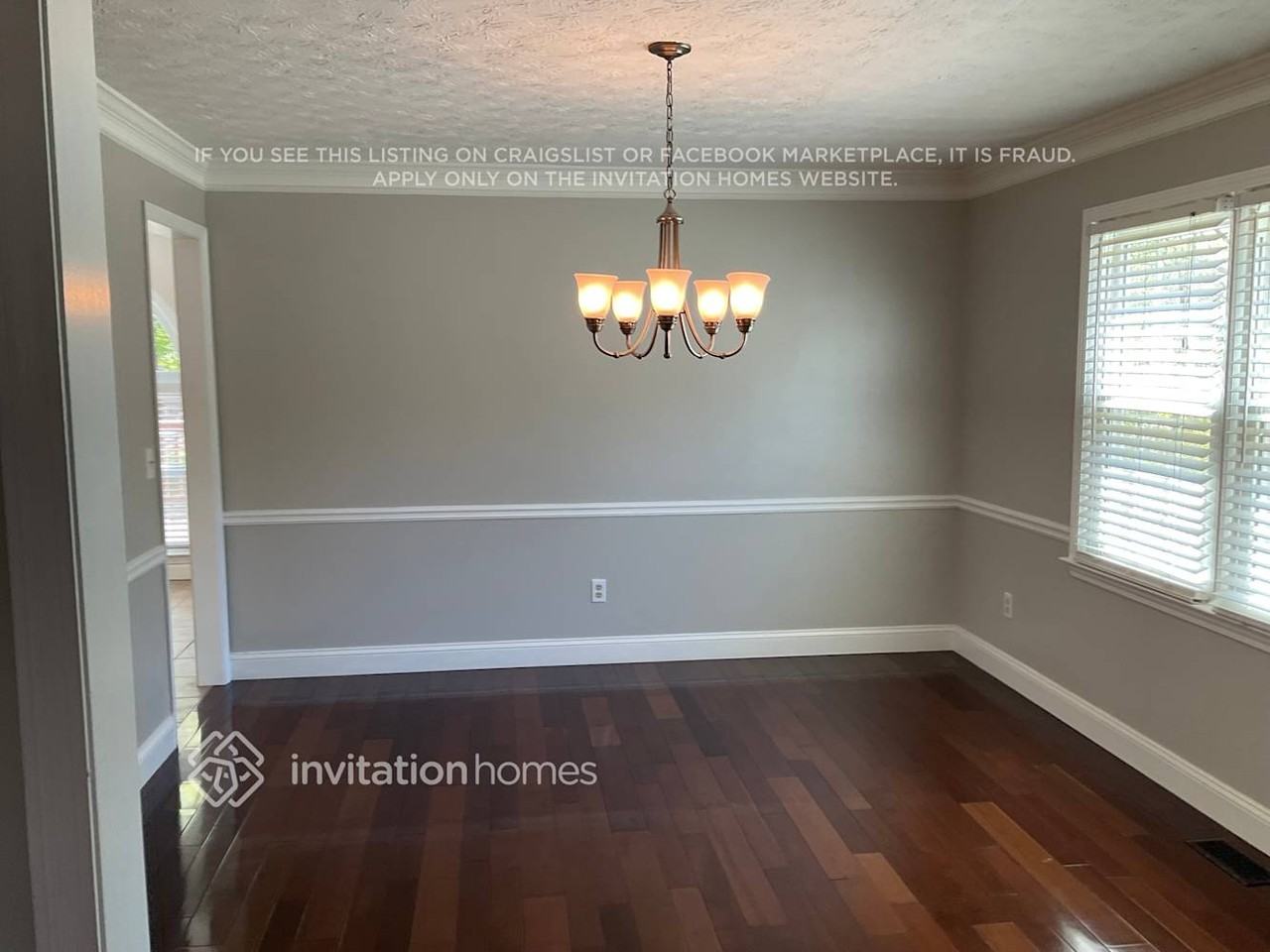 3206 Elizabeth Ln - Photo 3 of 18
