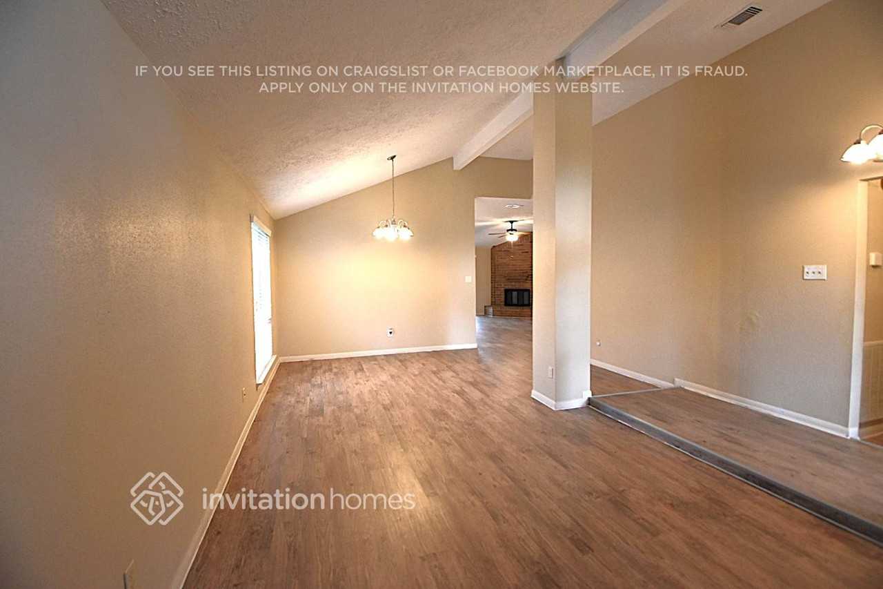 10579 Twilight Moon Dr - Photo 4 of 8