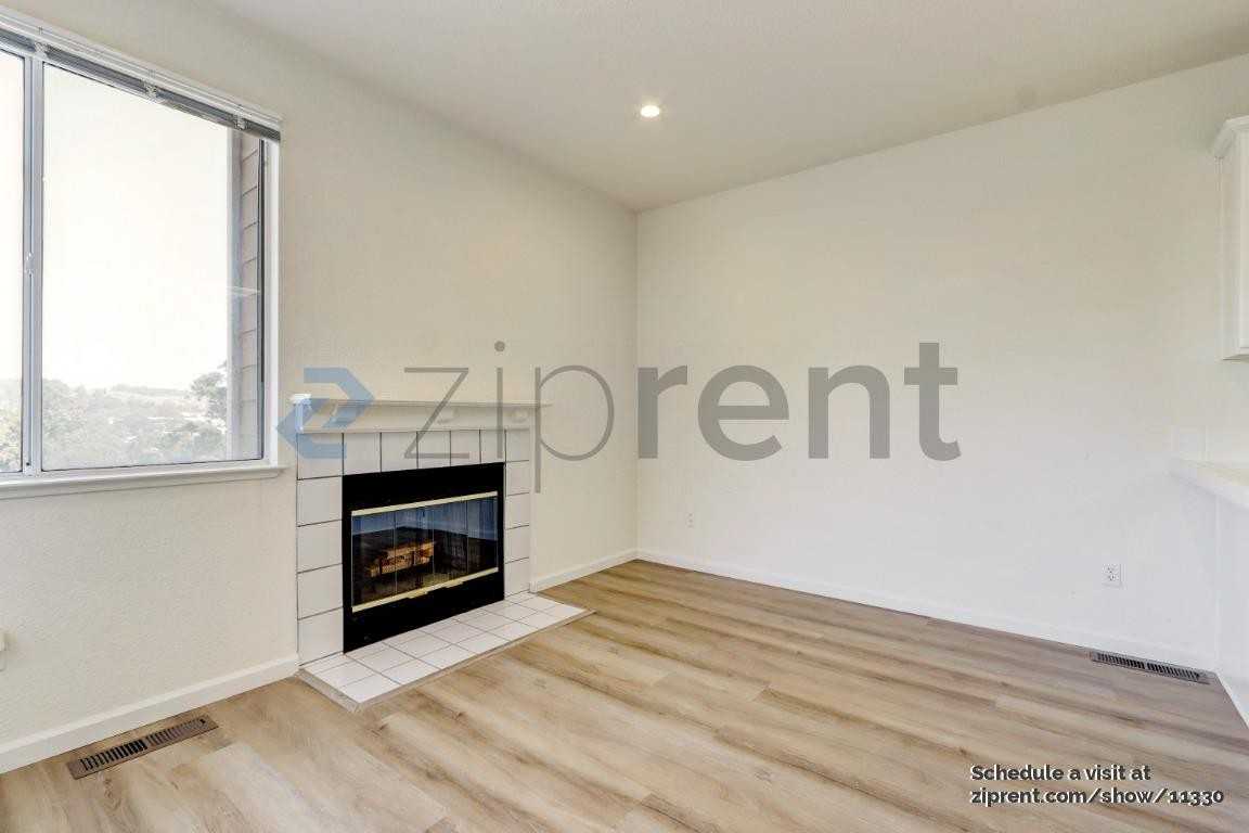 620 Alexis Cir - Photo 3 of 20