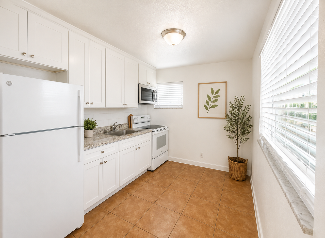 715 Northwest 6th AvenueUnit 6 #715-6 - Photo 6 of 15