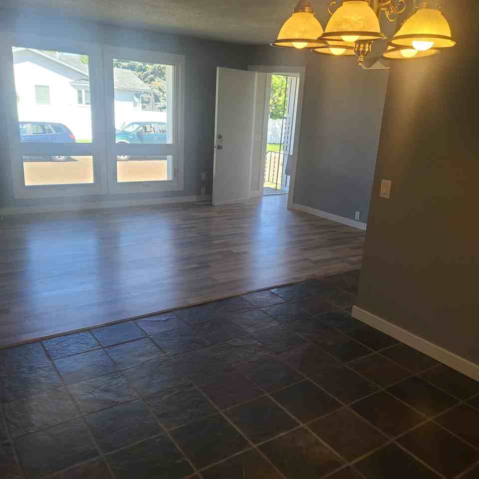 4135 132A Avenue - Photo 5 of 16