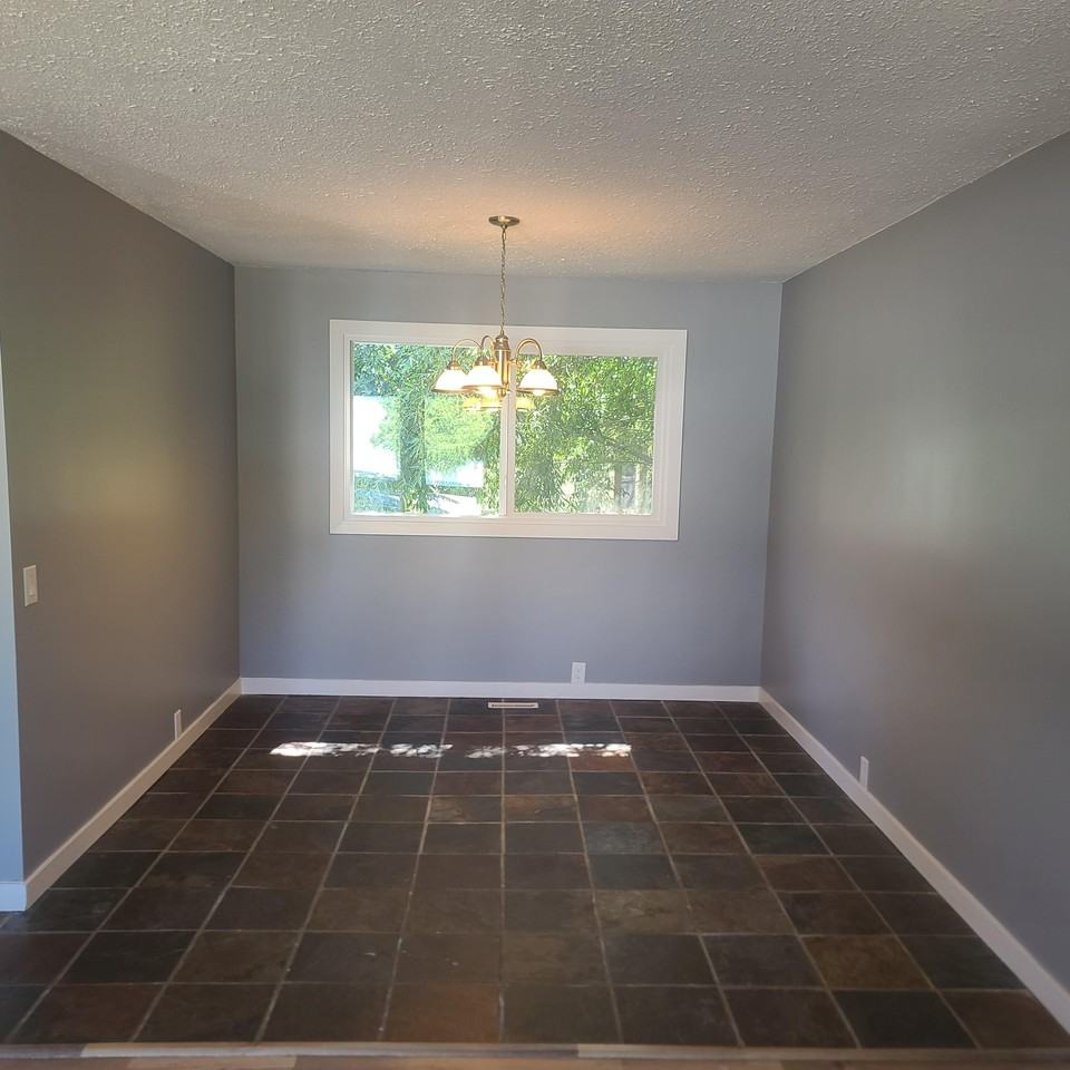 4135 132A Avenue - Photo 6 of 16