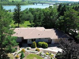 2 Bedroom + Den | 2 Bathroom | 5 Qu'Appelle Court - Photo 1 of 1