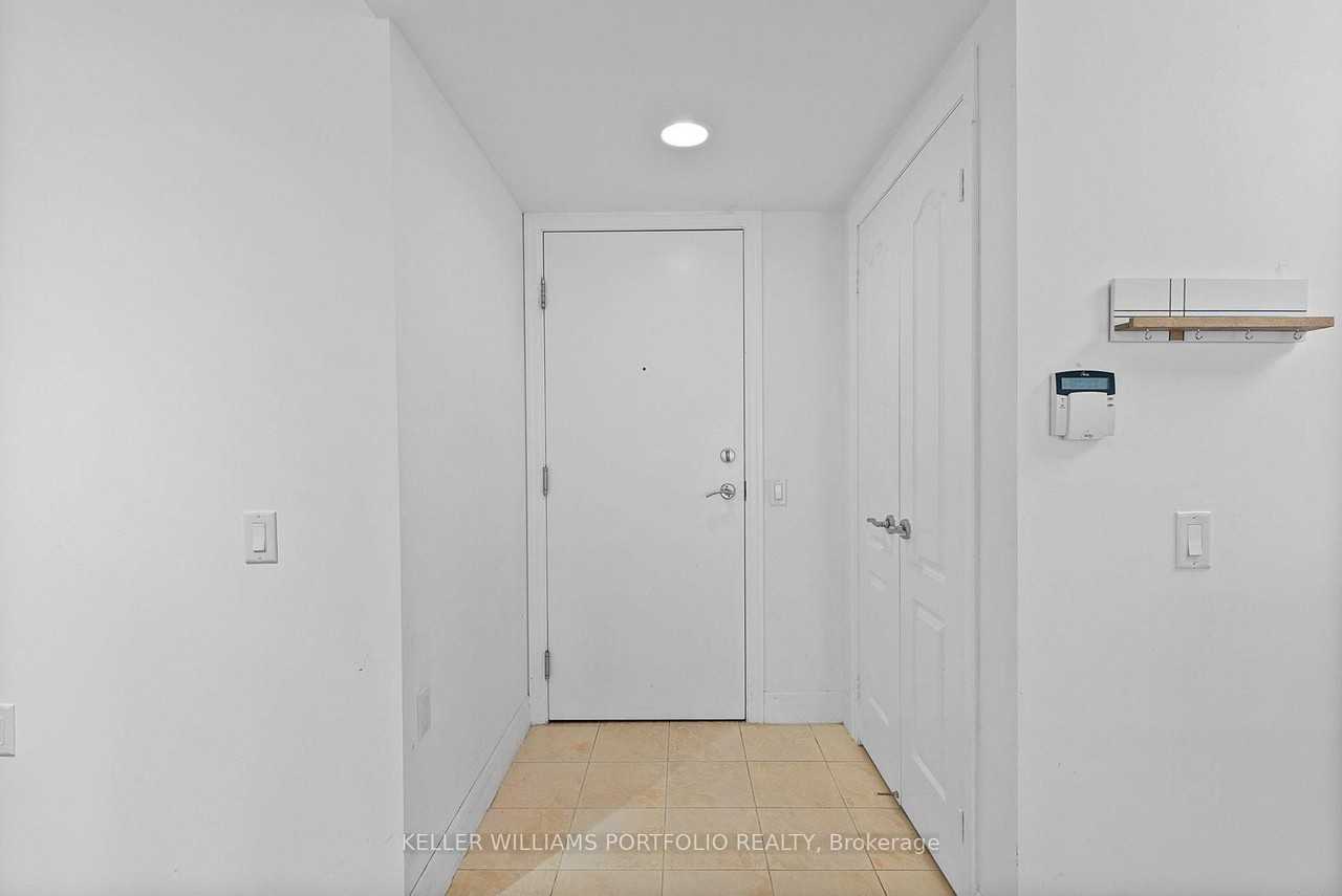 21 Hillcrest Avenue #1102 - Photo 3 of 15