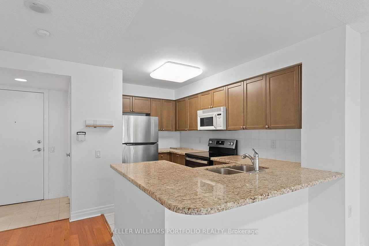21 Hillcrest Avenue #1102 - Photo 5 of 15